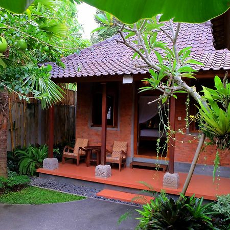 Nurada Cottage ウブド エクステリア 写真