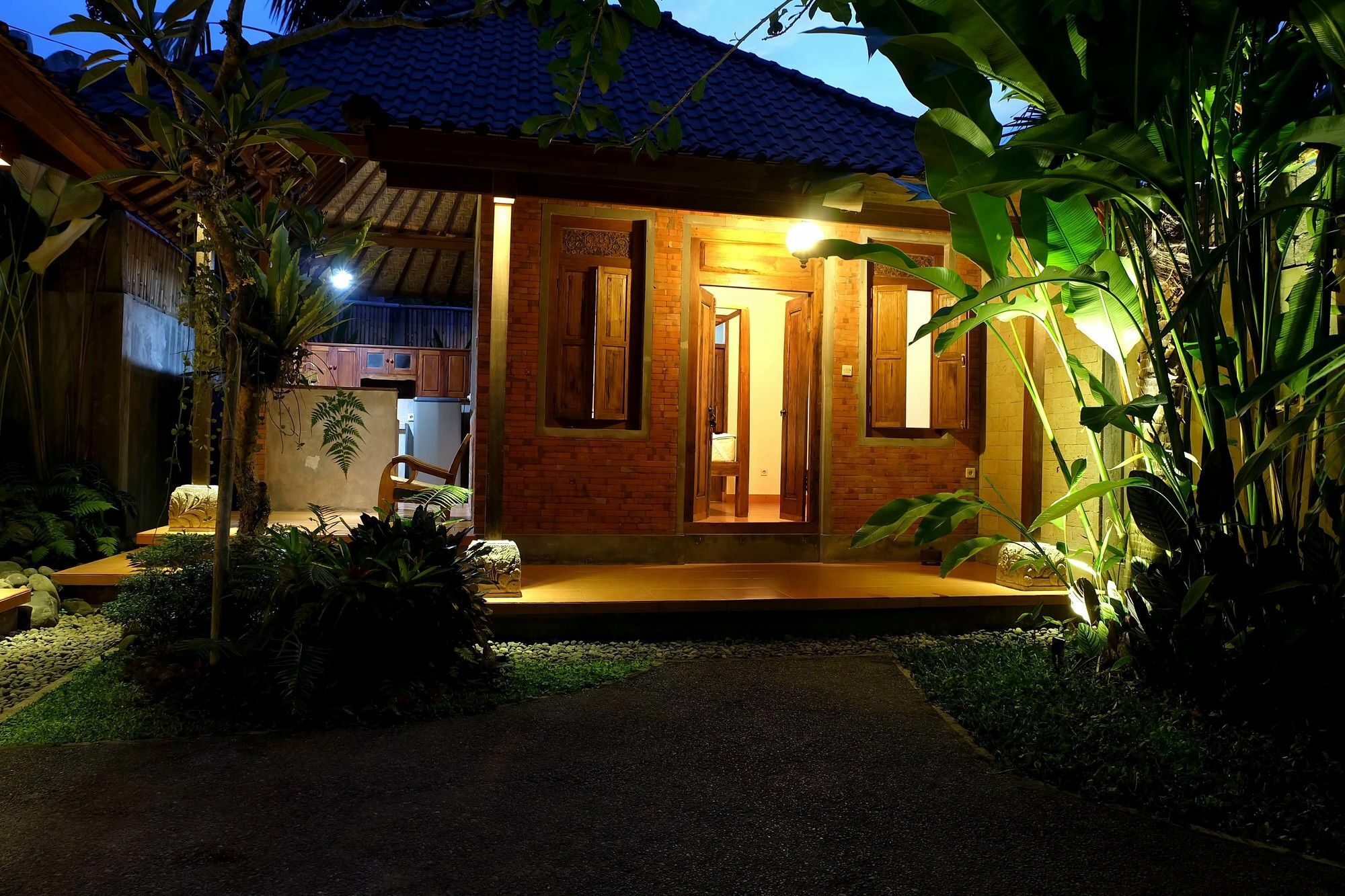 Nurada Cottage ウブド エクステリア 写真